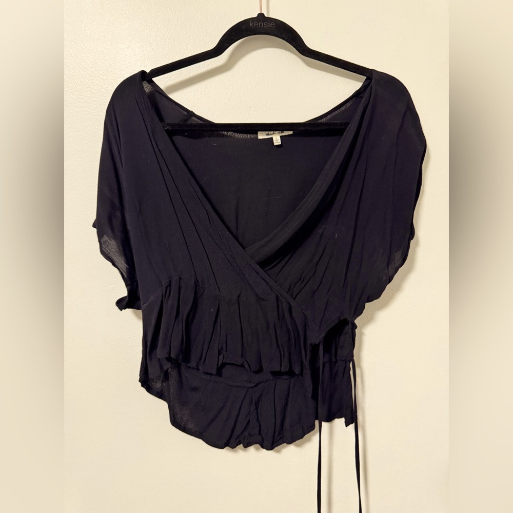 BLEUH CIEL | Peplum tie up top